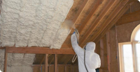 4 Reasons to Hire a Licensed Spray Foam Insulation Contractor